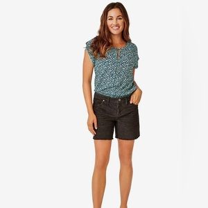 NWT Carve Designs Lilly Top in Eden Kodiak